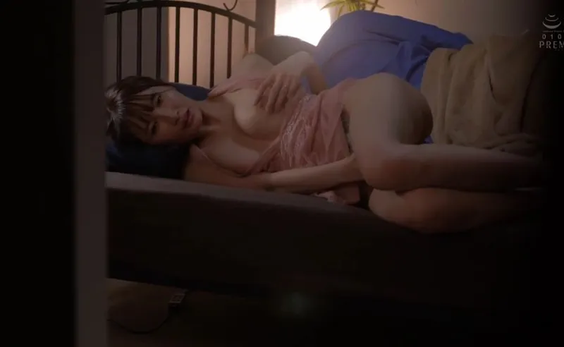 đưa cấp trên say xỉn về nhà, cậu nhân viên trúng số húp được người vợ sếp xinh dâm