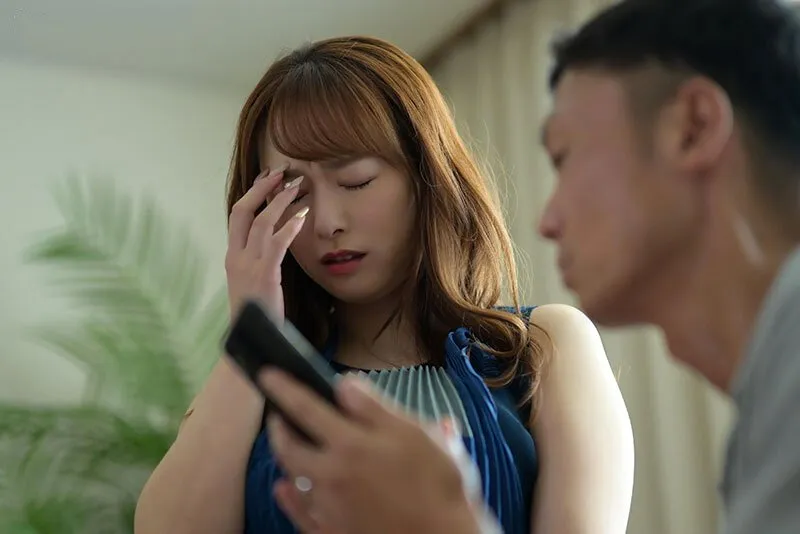 Bà xã sốc khi anh xã tâm sự về ước muốn nhìn vợ yêu bị người khác địt